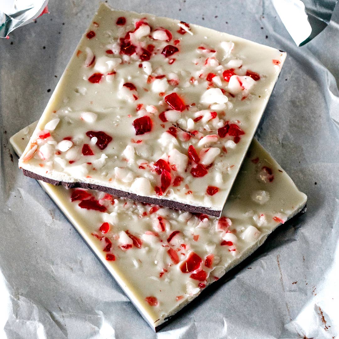 Raaka - Peppermint Bark Dark + White Chocolate Bar - Candycopia
