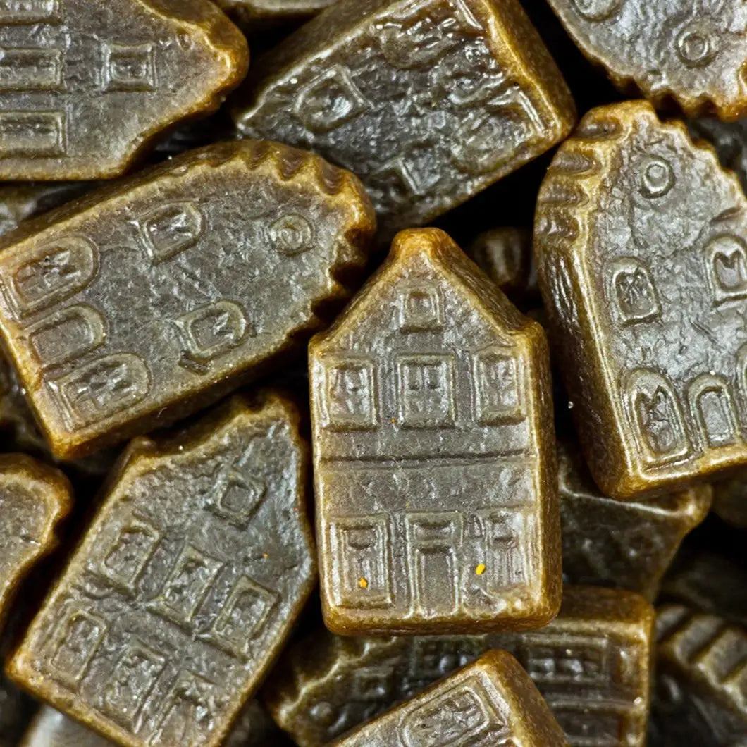 Licorice Dutch Houses (6oz) - Candycopia
